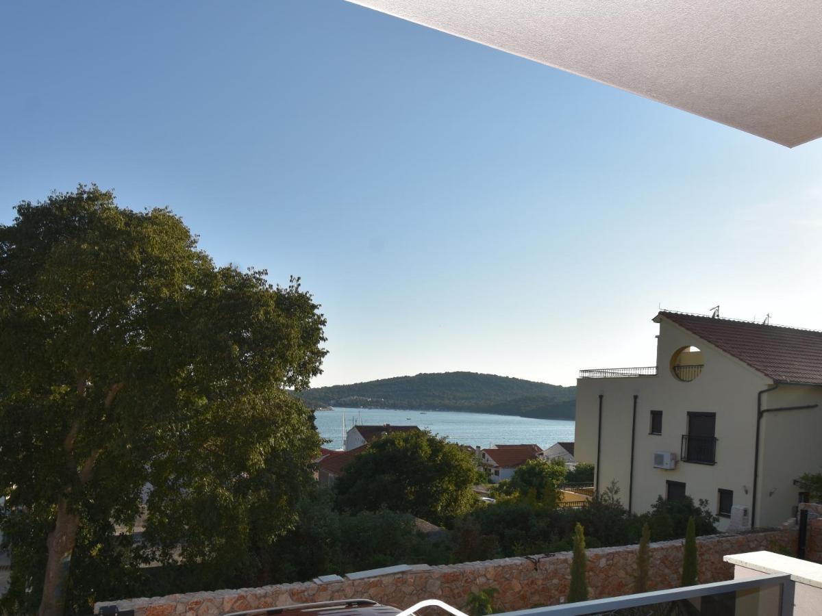 Apartman Bela Tisno Bagian luar foto